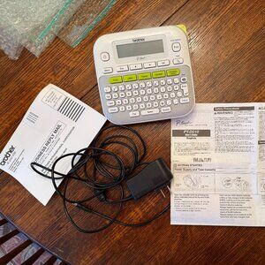 Brother PTD210BP Label Maker--used twice!